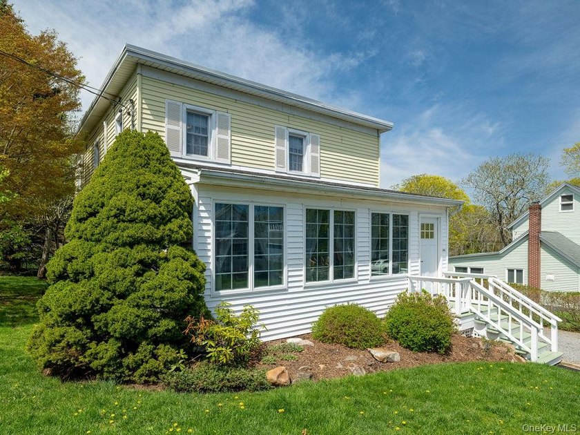 Tucked away in a sought-after beach community, this charming - Beach Home for sale in New Suffolk, New York on Beachhouse.com
