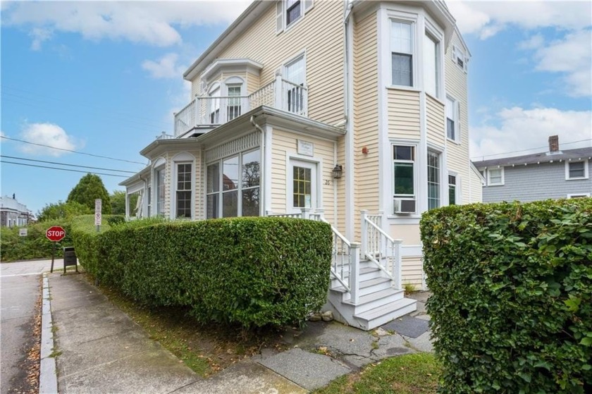 Charming Newport Condominium Steps from Cliff Walk. Nestled in - Beach Condo for sale in Newport, Rhode Island on Beachhouse.com