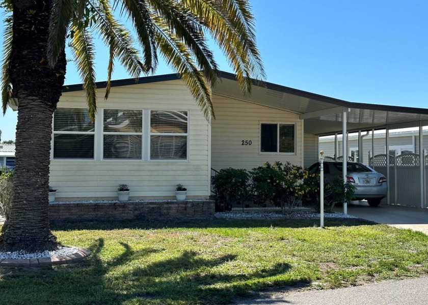 Step into this beautifully updated turnkey home, thoughtfully - Beach Home for sale in Nokomis, Florida on Beachhouse.com