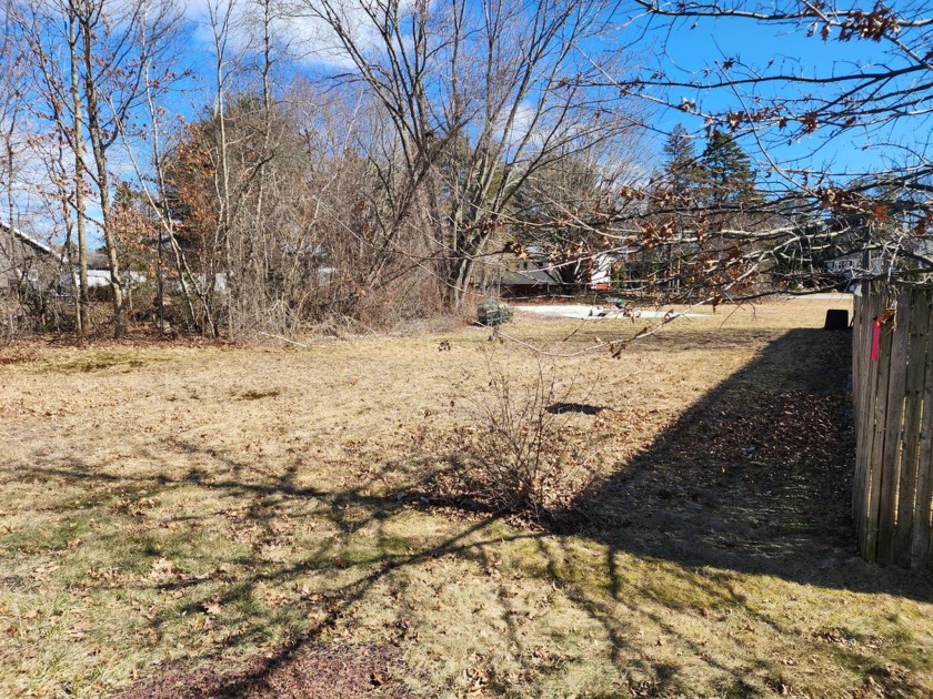 Flat, buildable lot in the PERFECT Saco location! Just minutes - Beach Lot for sale in Saco, Maine on Beachhouse.com