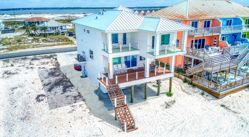 25% OFF THRU APRIL 30, 2024! BRAND NEW Gulf Front Home! - Beach Vacation Rentals in Navarre Beach, Florida on Beachhouse.com