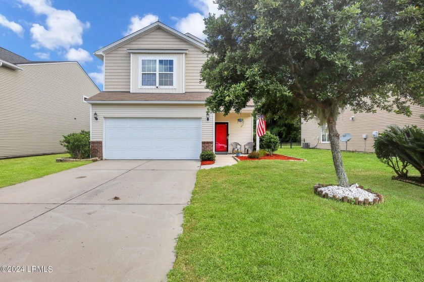 Discover this spacious 4 bed, 3 bath home in the desirable - Beach Home for sale in Beaufort, South Carolina on Beachhouse.com