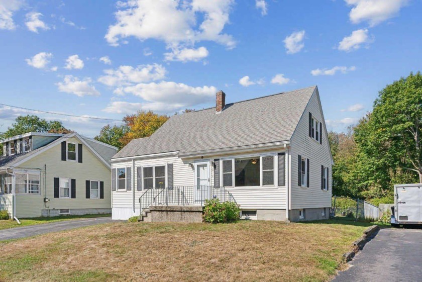 Introducing 111 Bonnybriar Rd. A delightful Cape-style home - Beach Home for sale in South Portland, Maine on Beachhouse.com