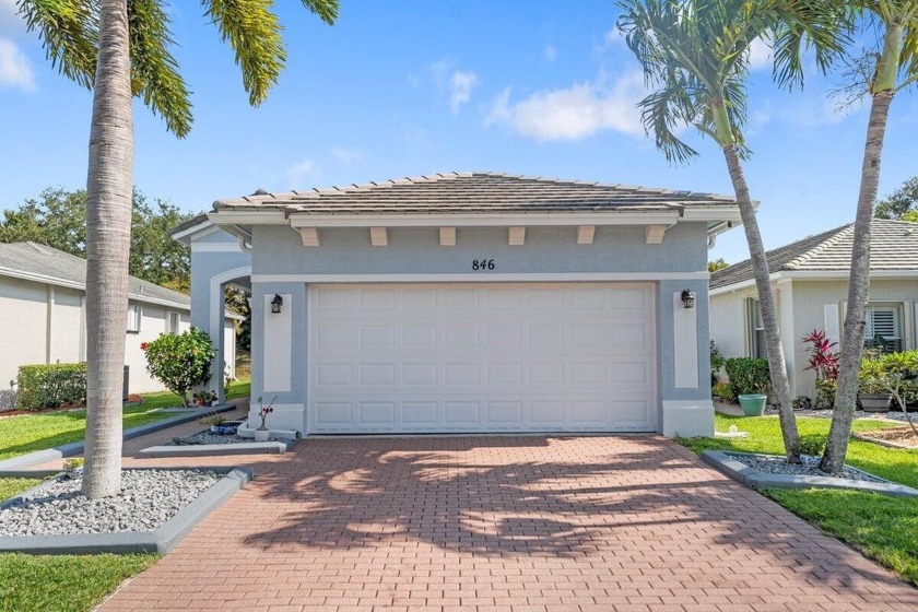 CALLING ALL SNOWBIRDS!!! EASY LIVING IN THE GATED COMMUNITY OF - Beach Home for sale in Port Saint Lucie, Florida on Beachhouse.com