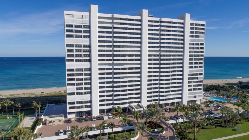 THIS 2,351+/- TOTAL SQUARE-FOOT PENTHOUSE, COMPLETE WITH RARE TO - Beach Condo for sale in Boca Raton, Florida on Beachhouse.com