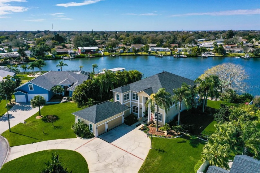 Discover WATERFRONT living at its finest! This quaint, gated - Beach Home for sale in Apollo Beach, Florida on Beachhouse.com