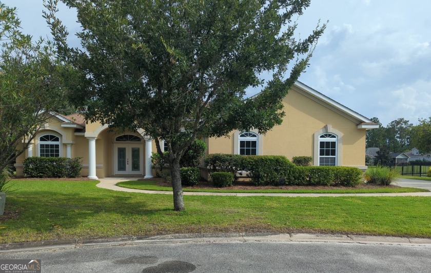 Welcome home to this WH Gross Construction custom built - Beach Home for sale in Saint Marys, Georgia on Beachhouse.com