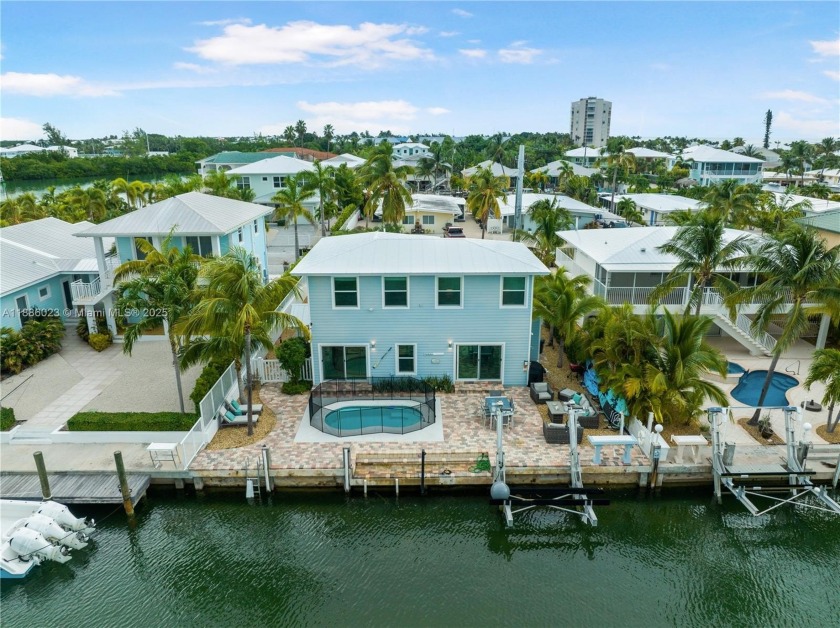 This Key Colony Beach coastal retreat blends modern elegance - Beach Home for sale in Key Colony Beach, Florida on Beachhouse.com