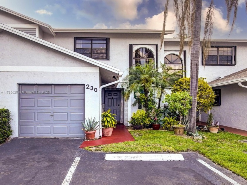 HIGHLY DISIRED RARELY AVAILABLE LAKEFRONT UNIT IN SOUTHBRIDGE - Beach Townhome/Townhouse for sale in Pembroke Pines, Florida on Beachhouse.com