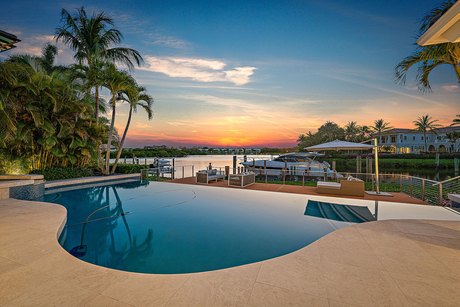 Paradise Found Custom Waterfront Estate Home- Everyday is a - Beach Home for sale in Jupiter, Florida on Beachhouse.com