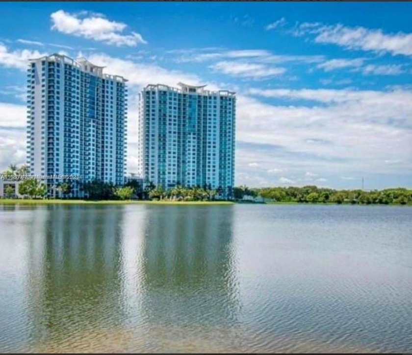 Experience resort style luxury living located in the prestigious - Beach Condo for sale in Sunrise, Florida on Beachhouse.com