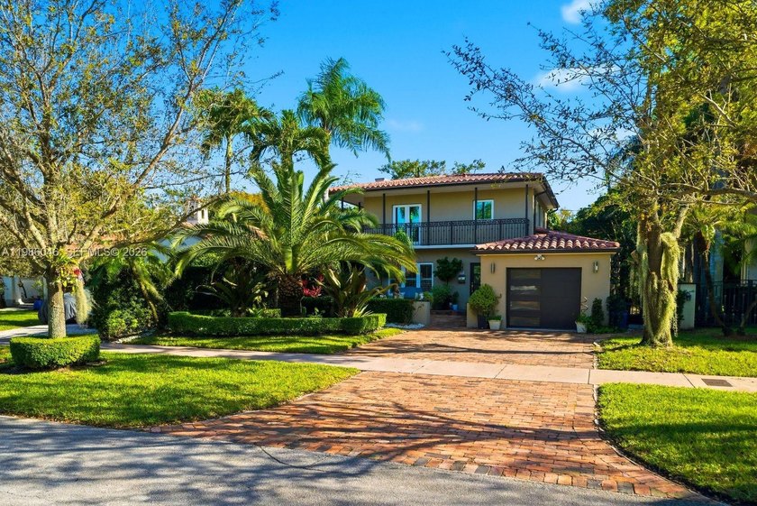 !Fully renovated Coral Gables home--move-in ready. This bright - Beach Home for sale in Coral Gables, Florida on Beachhouse.com