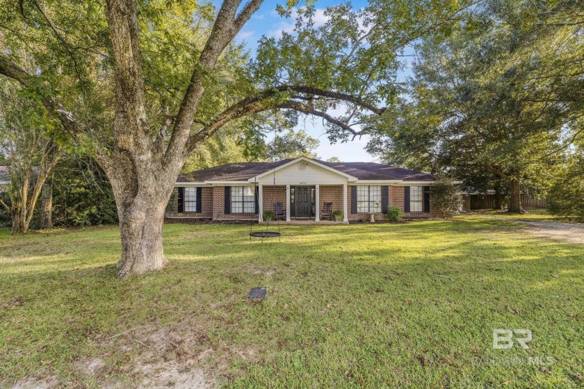Rural charm meets convenience, with Alabama's Gulf Coast beaches - Beach Home for sale in Robertsdale, Alabama on Beachhouse.com