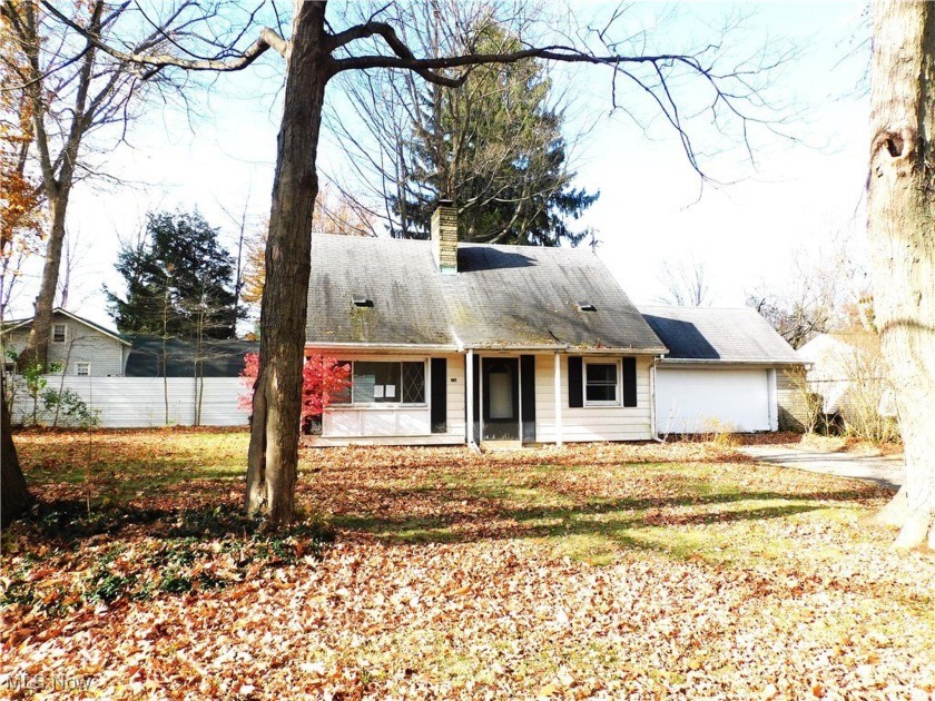 Welcome to this charming Cape Cod home located just 1.5 miles - Beach Home for sale in Madison, Ohio on Beachhouse.com