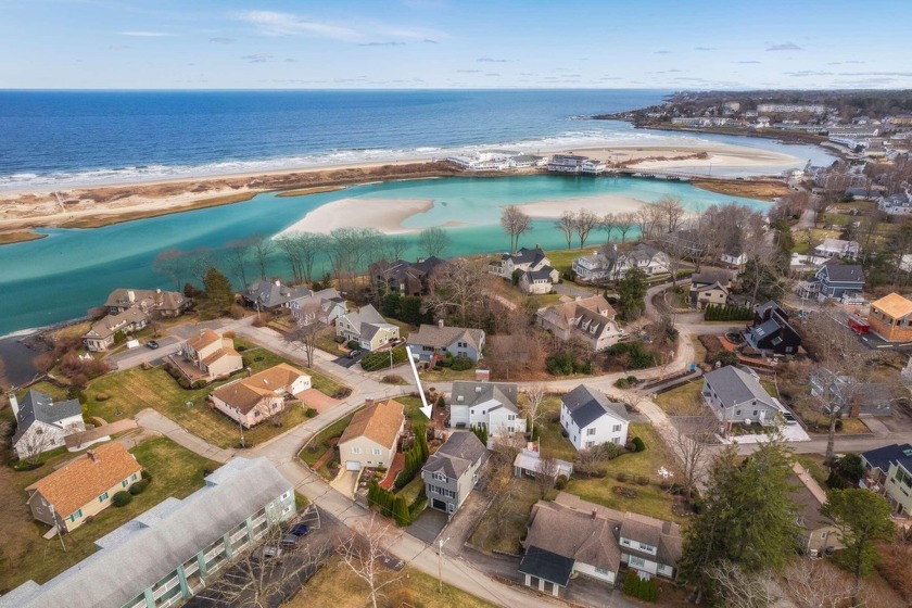 Bring your beach chairs and paddleboards to your new vacation - Beach Home for sale in Ogunquit, Maine on Beachhouse.com