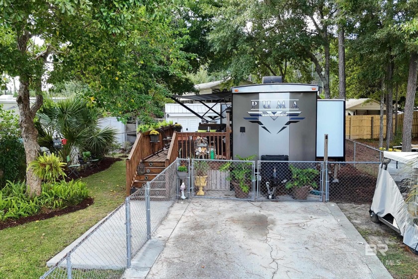 Beautiful bungalow on Perdido Bay by the beach!  The perfect - Beach Lot for sale in Lillian, Alabama on Beachhouse.com