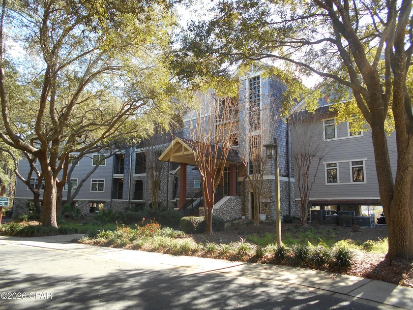 Great corner unit with no neighbors to the sides or above. This - Beach Condo for sale in Panama City Beach, Florida on Beachhouse.com