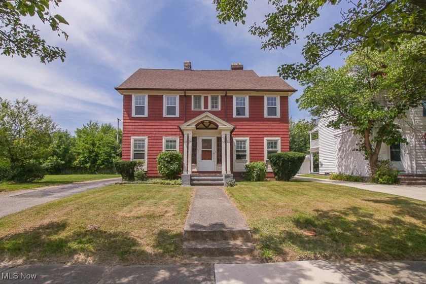 Investment Opportunity: Charming 3-Unit Building with Steady - Beach Townhome/Townhouse for sale in Shaker Heights, Ohio on Beachhouse.com