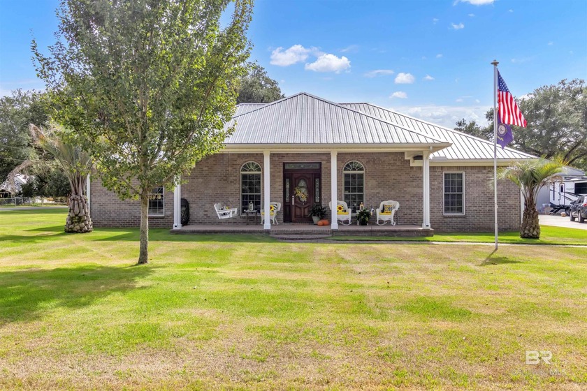 Rare and unique property available in Gulf Shores 2 large corner - Beach Home for sale in Gulf Shores, Alabama on Beachhouse.com