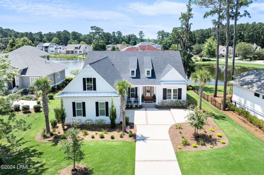 Spectacular, almost new home on The Pointe in the beautiful golf - Beach Home for sale in Bluffton, South Carolina on Beachhouse.com