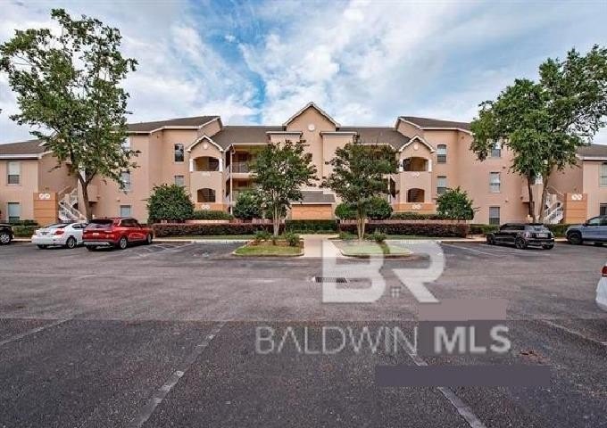 Motivated Seller! This spacious 2BR/2BA ground-floor condo - Beach Condo for sale in Gulf Shores, Alabama on Beachhouse.com