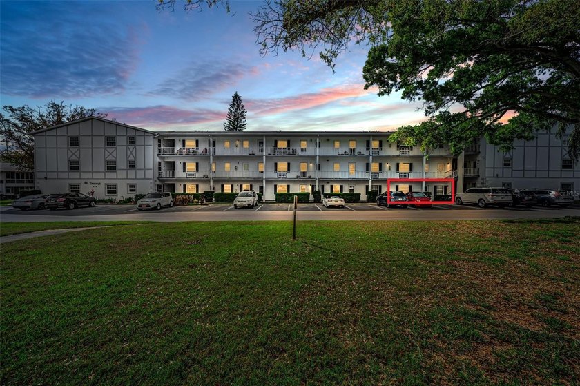 Welcome to Douglas Arms, a desirable 55+ community in the heart - Beach Condo for sale in Dunedin, Florida on Beachhouse.com