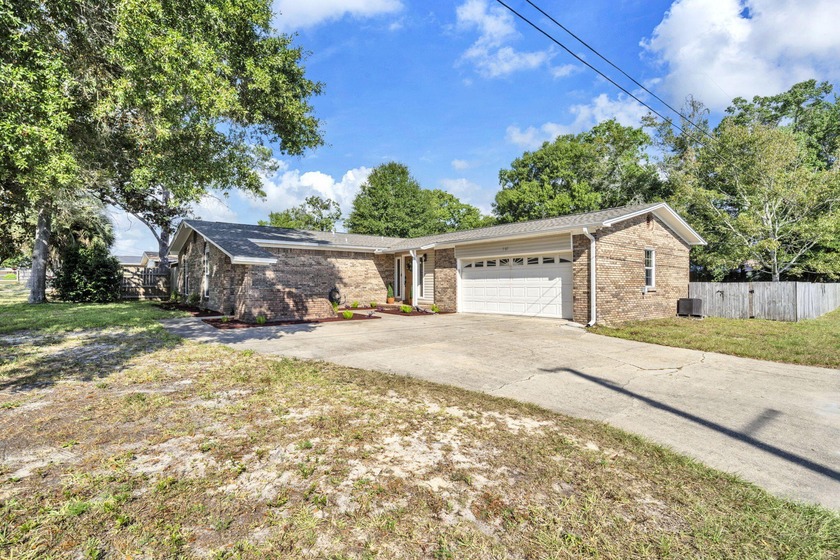 Completely updated 3BR/2BA brick home across from Cinco Bayou in - Beach Home for sale in Fort Walton Beach, Florida on Beachhouse.com