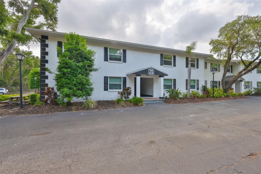 One or more photo(s) has been virtually staged. Welcome to this - Beach Condo for sale in Largo, Florida on Beachhouse.com