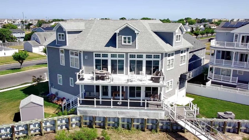 Custom Built Home! This Lagoon Front home will blow you away - Beach Home for sale in Brigantine, New Jersey on Beachhouse.com