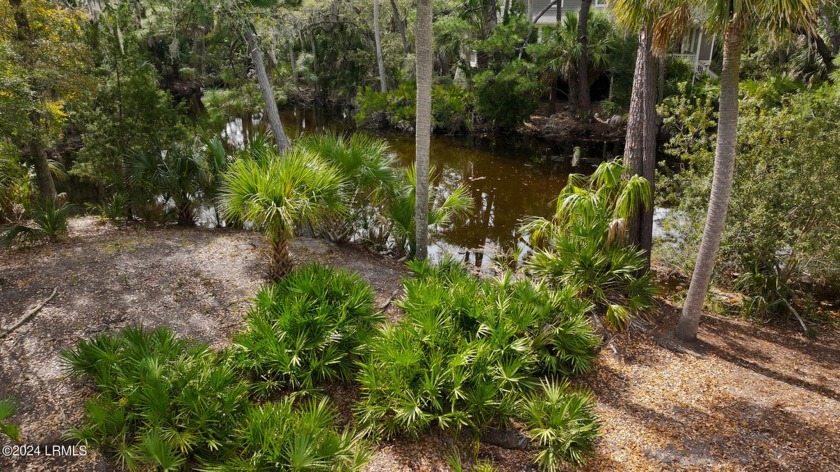 Large homesite with serene water views on a quiet cul de sac in - Beach Lot for sale in Fripp Island, South Carolina on Beachhouse.com