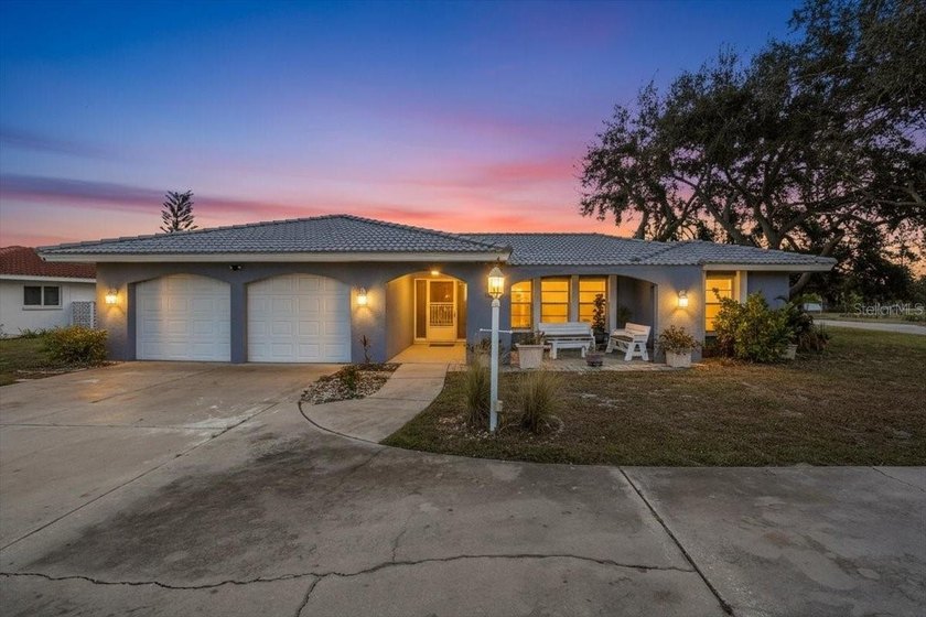 Welcome to 106 Van Dyke Drive, located in the highly - Beach Home for sale in Nokomis, Florida on Beachhouse.com