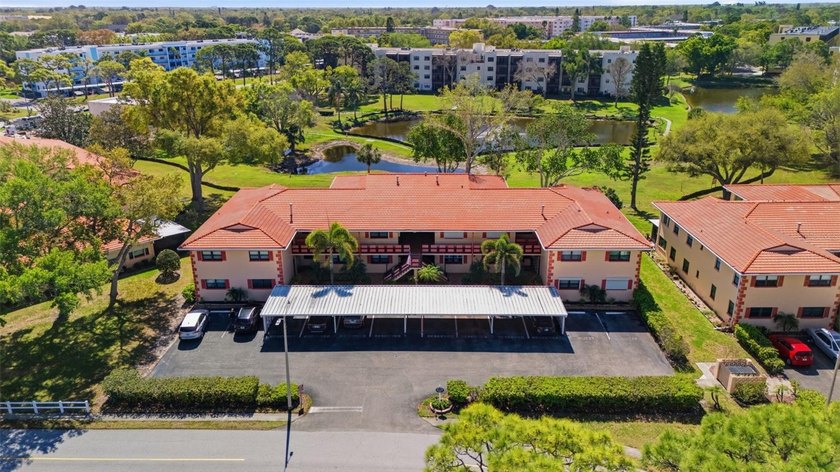 Your Private Oasis in the Heart of St. Pete! Ever dreamed of a - Beach Condo for sale in St. Petersburg, Florida on Beachhouse.com