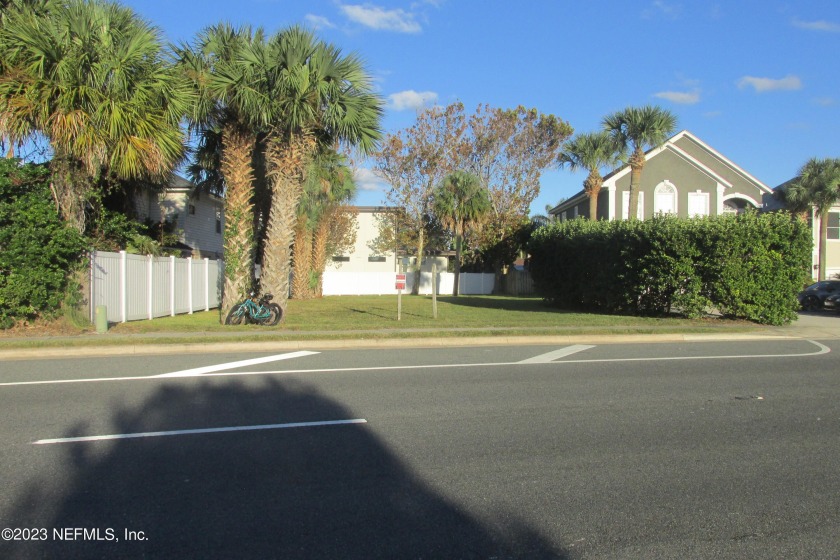 3 blocks from ocean, east of A1A, ( property is facing A1A), in - Beach Lot for sale in Jacksonville Beach, Florida on Beachhouse.com