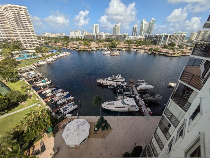 It's here, the Anchor Bay listing you have been waiting for - Beach Condo for sale in Hallandale Beach, Florida on Beachhouse.com