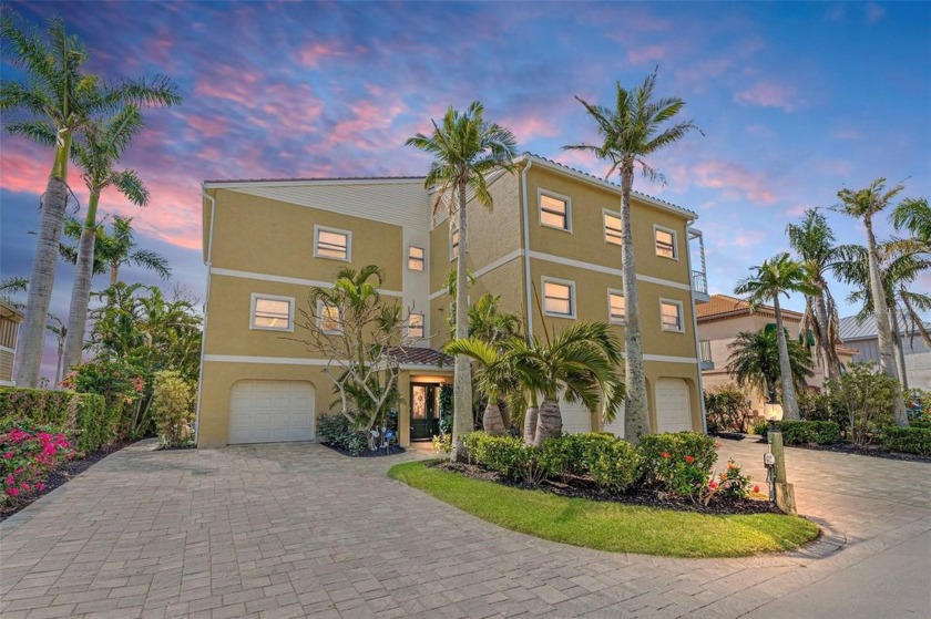 Discover the perfect blend of luxury, creativity, and coastal - Beach Home for sale in Longboat Key, Florida on Beachhouse.com