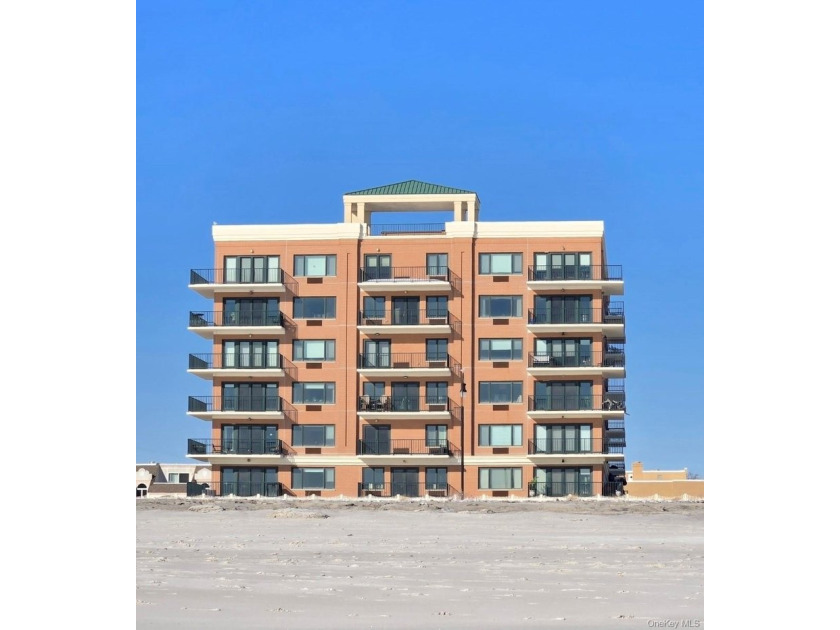 Just for Summer. Long Beach. Experience luxurious coastal living - Beach Condo for sale in Long Beach, New York on Beachhouse.com