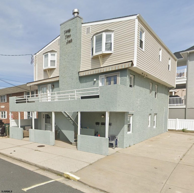 ONE AND A HALF BLOCKS FROM THE BEAUTIFUL BEACHES OF MARGATE * - Beach Condo for sale in Margate, New Jersey on Beachhouse.com