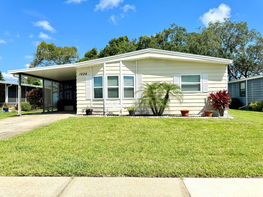 This Palm Harbor 1988 Home is located in La Costa Village in - Beach Home for sale in Port Orange, Florida on Beachhouse.com