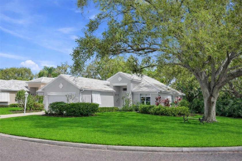 Step inside and discover a beautifully renovated, light-filled - Beach Home for sale in University Park, Florida on Beachhouse.com