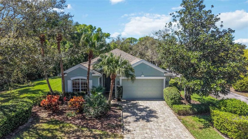 Under contract-accepting backup offers. Beautifully maintained - Beach Home for sale in Bradenton, Florida on Beachhouse.com