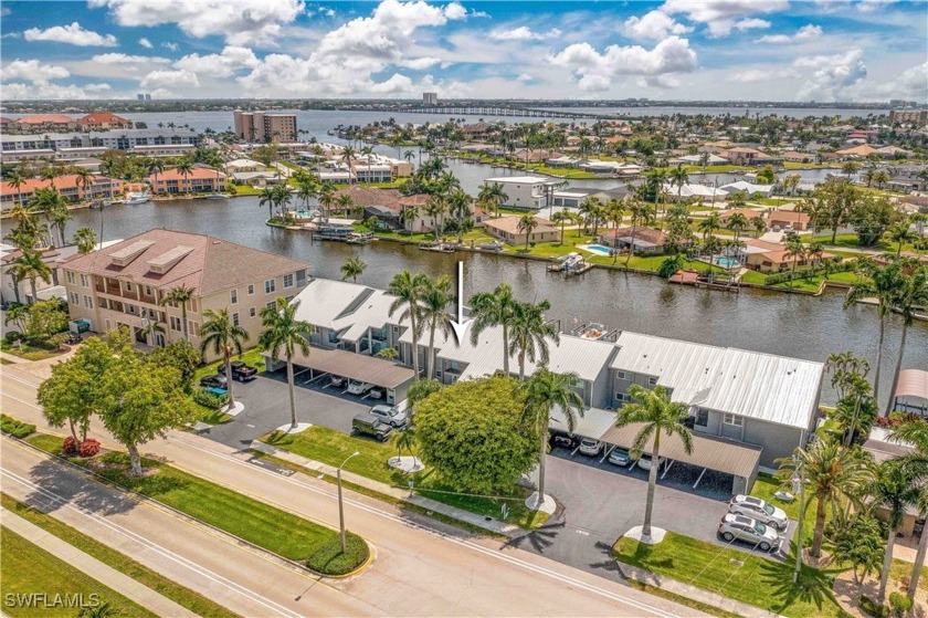 Welcome to your Southwest Florida paradise! This stunning - Beach Condo for sale in Cape Coral, Florida on Beachhouse.com