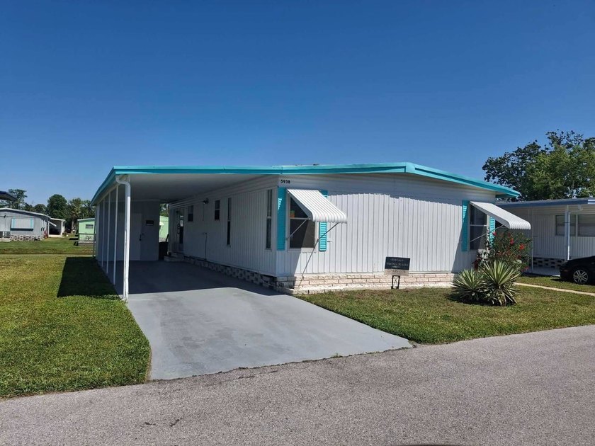 Check out this beautiful waterfront mobile home located in - Beach Home for sale in New Port Richey, Florida on Beachhouse.com