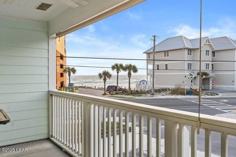 CLOSEST BUILDING TO THE GULF IN SOUTHWIND. This one has great - Beach Condo for sale in Panama City Beach, Florida on Beachhouse.com