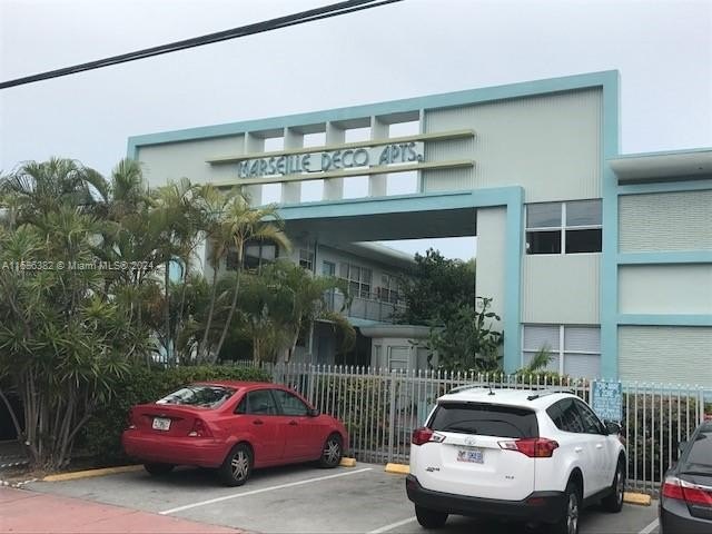 This newly remodeled, privately set, spacious top floor corner - Beach Condo for sale in Miami Beach, Florida on Beachhouse.com