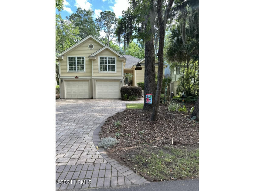 Walk up the perfect paver driveway to your new, move-in ready - Beach Home for sale in Hilton Head Island, South Carolina on Beachhouse.com