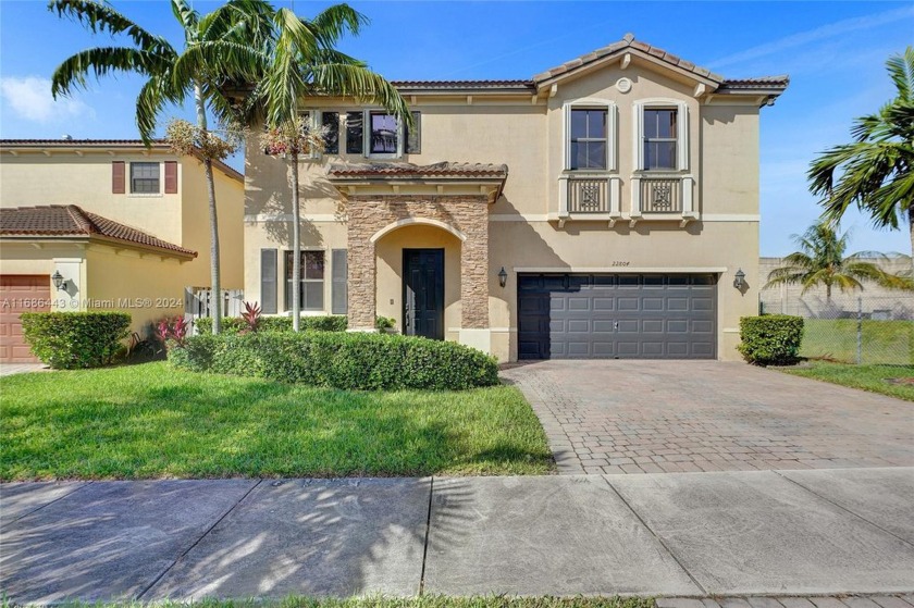 Beautiful, well maintained two-story home is perfect for modern - Beach Home for sale in Cutler Bay, Florida on Beachhouse.com