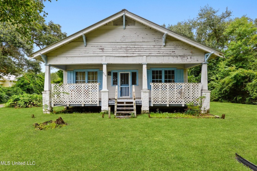 Rare opportunity to own this historic gem in a prime area of - Beach Home for sale in Waveland, Mississippi on Beachhouse.com