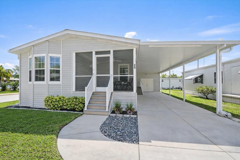 Here's your opportunity to retire in Leisure Lake! This stunning - Beach Home for sale in Palmetto, Florida on Beachhouse.com