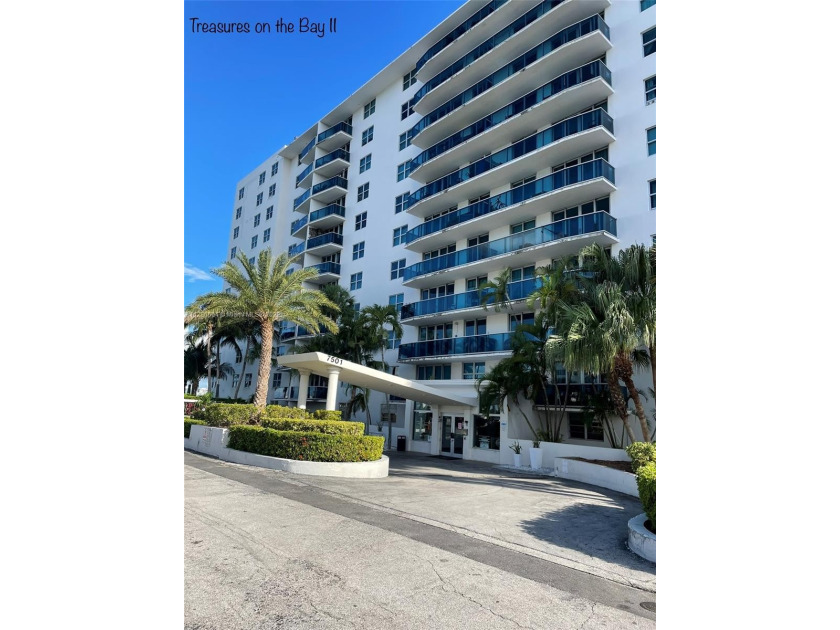 Live on the Bay in this spacious 2/2 CORNER unit at Treasures on - Beach Condo for sale in North  Bay  Village, Florida on Beachhouse.com