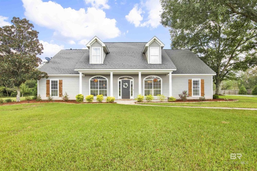 Don't miss this gorgeous home nestled on 6 scenic acres near a - Beach Home for sale in Robertsdale, Alabama on Beachhouse.com